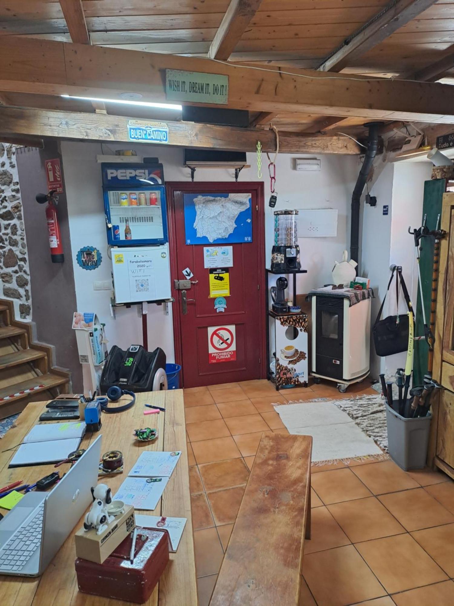 Albergue A Casina Di Marcello 팔라스 데 레이 외부 사진